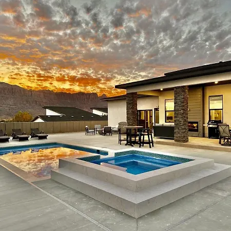 New Exclusive Retreats 4 Bed 5 Bath With Private Pool Villa